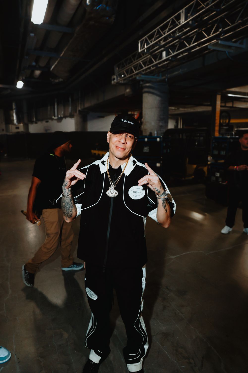 Baby Rasta · backstage