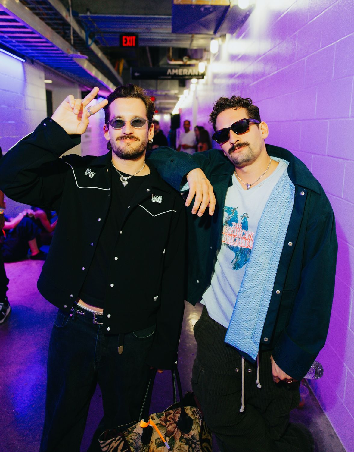 Mau y Ricky · backstage, Miami Bash 2026