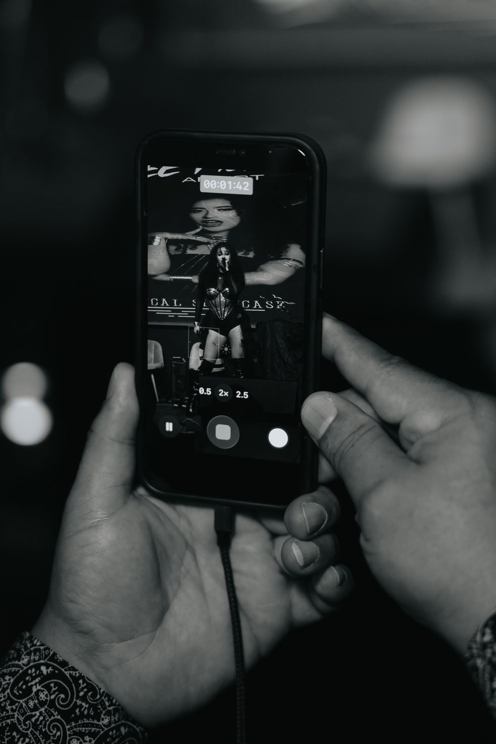 Tropical Showcase · recording the set